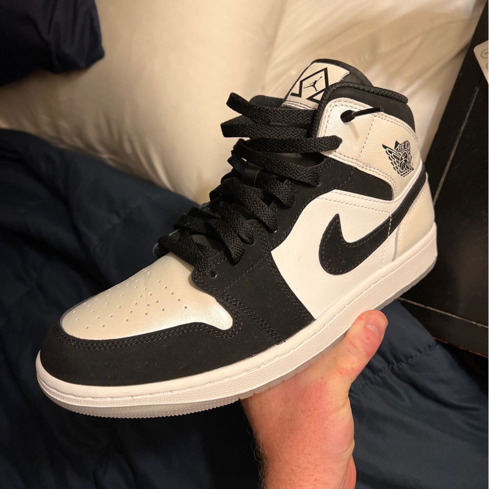 Jordan 1 Mid Diamond Shorts - Picture 3 of 3